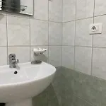 Alma Sarandë