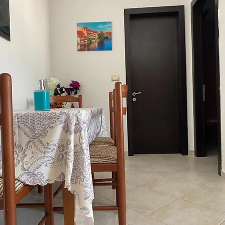 Πανσιόν Alma Σαράντα